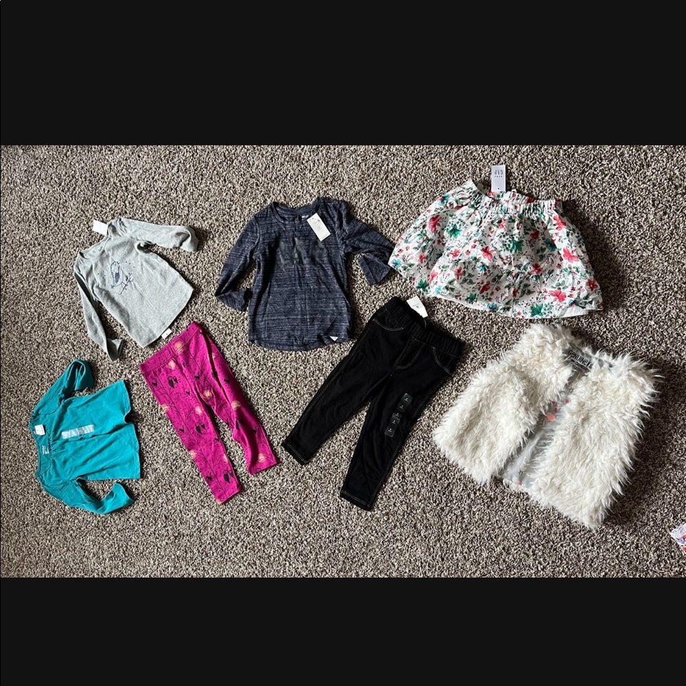 Lot Gap size 2 with tags